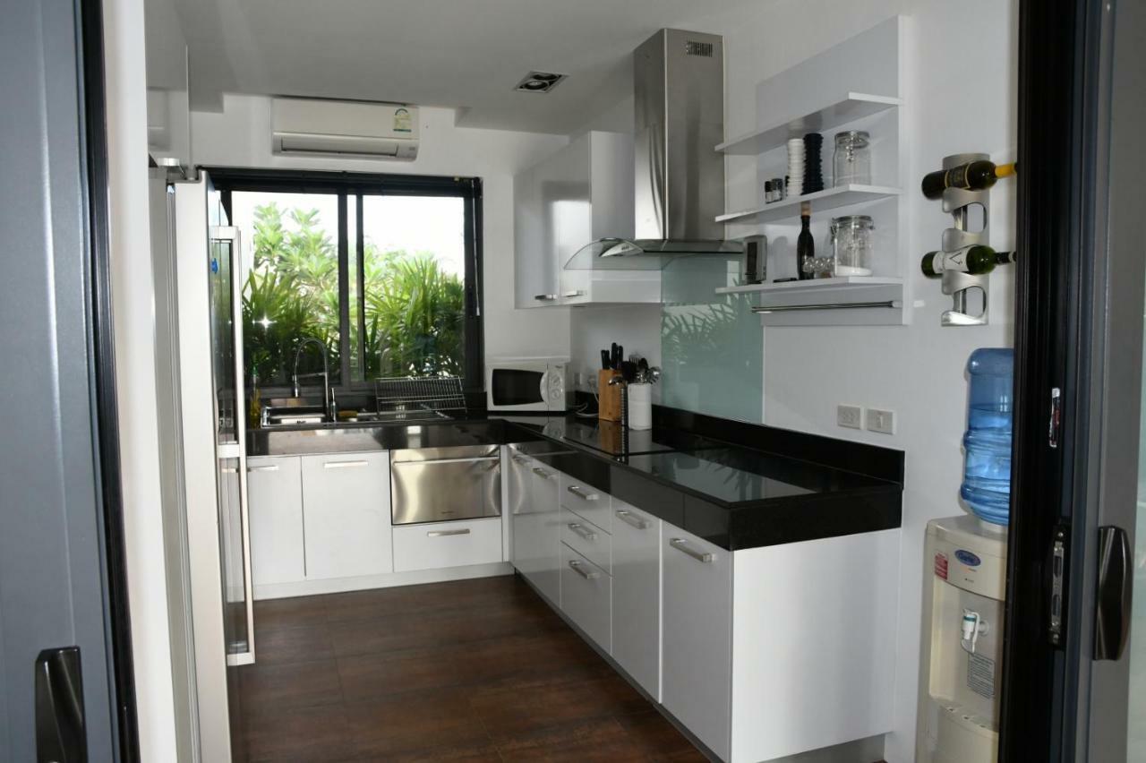 Phuket Private 3 Bedrooms - Lagoon Villa *
