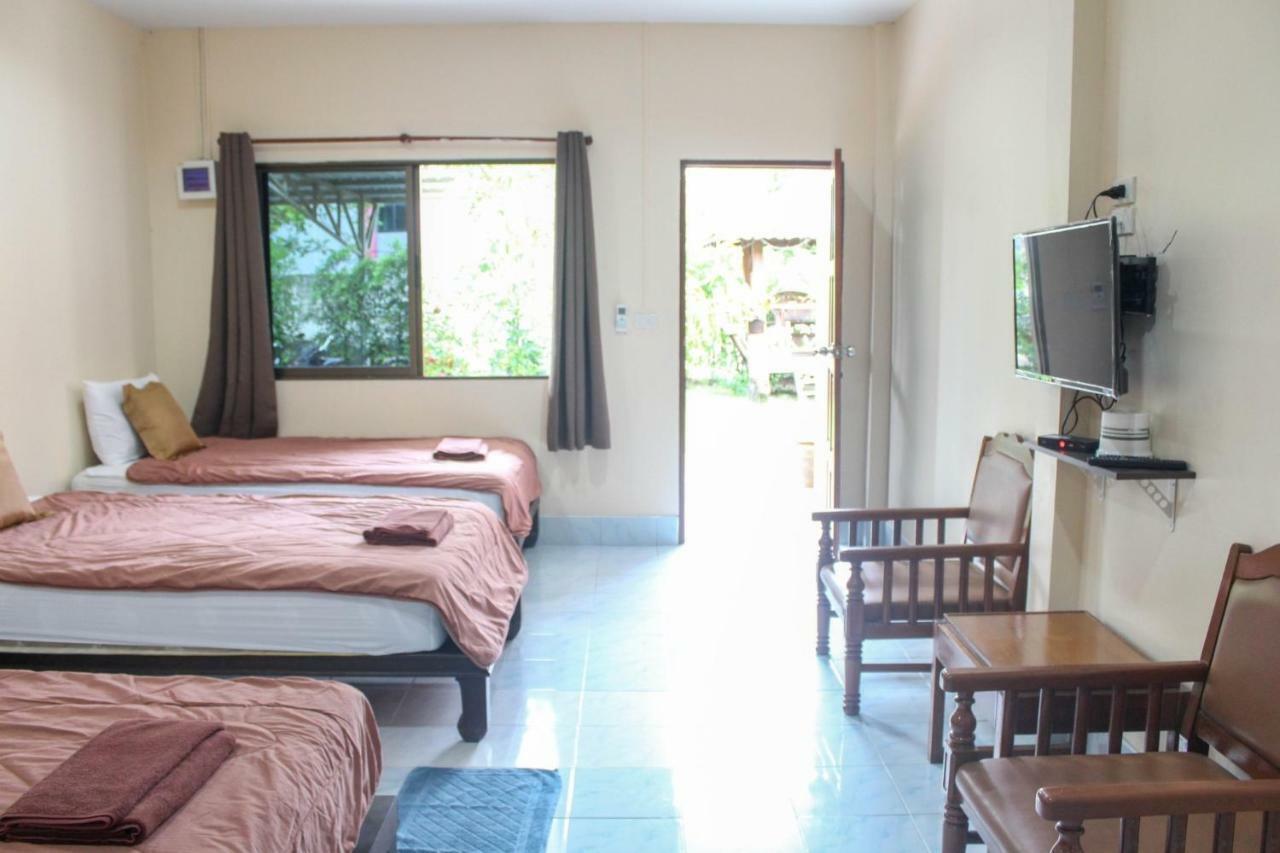 Sirikul Mansion * Nai Yang Beach