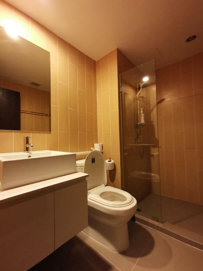 2 Floor - Centrio Near Shopping Mall And Old Town