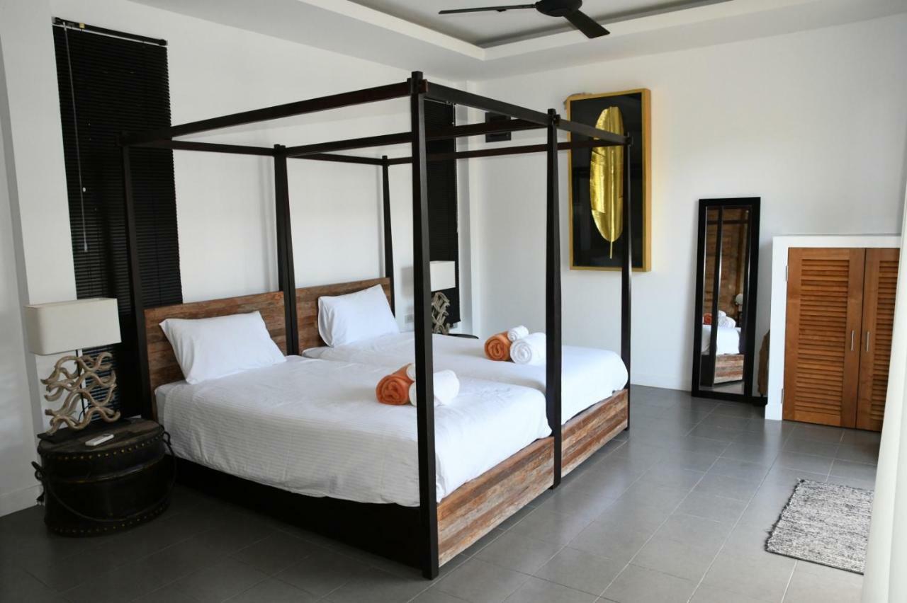 Phuket Private 3 Bedrooms - Lagoon Villa