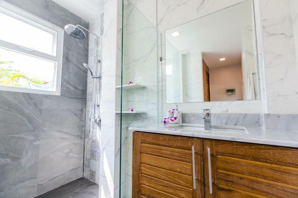 Villa Phuket Private 3 Bedrooms - Lagoon Rawai