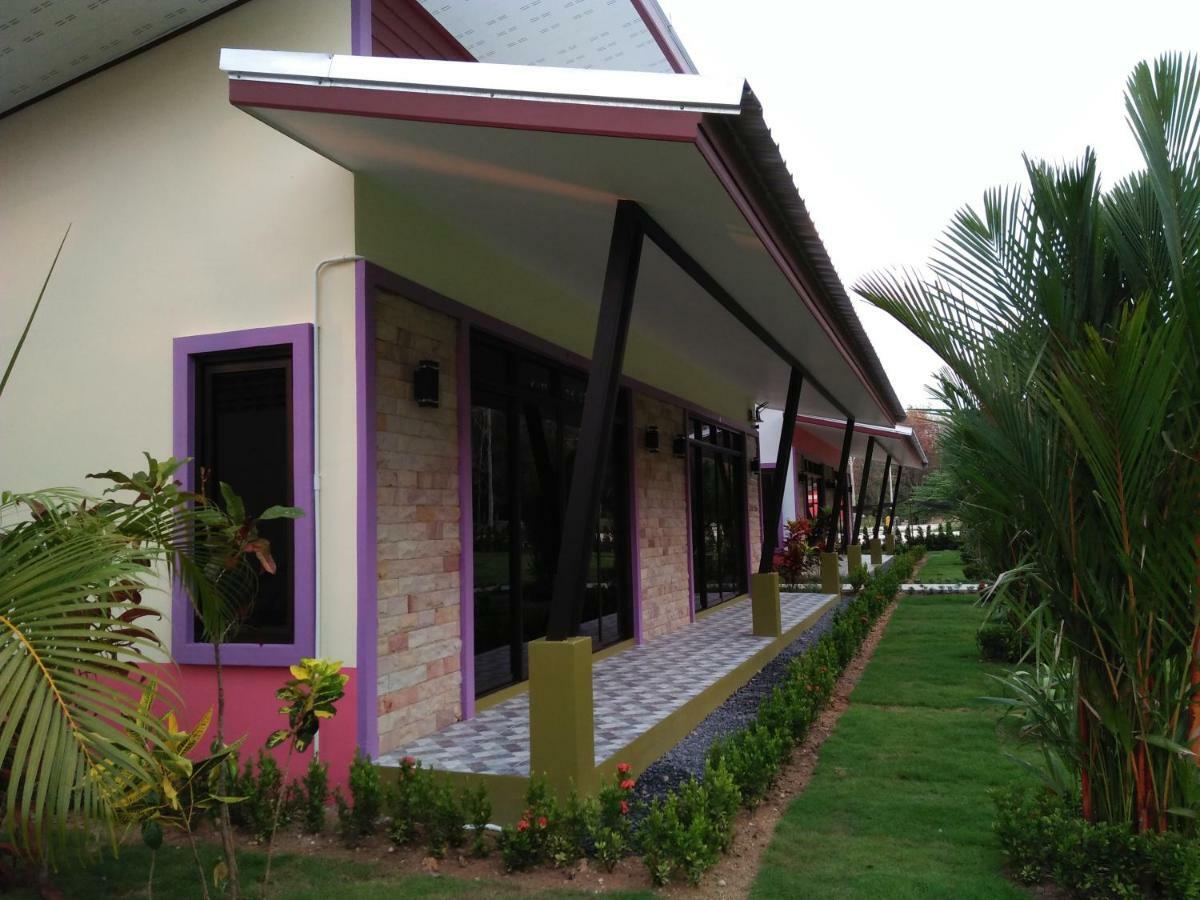 Phuket Sirinapha Nai Yang
