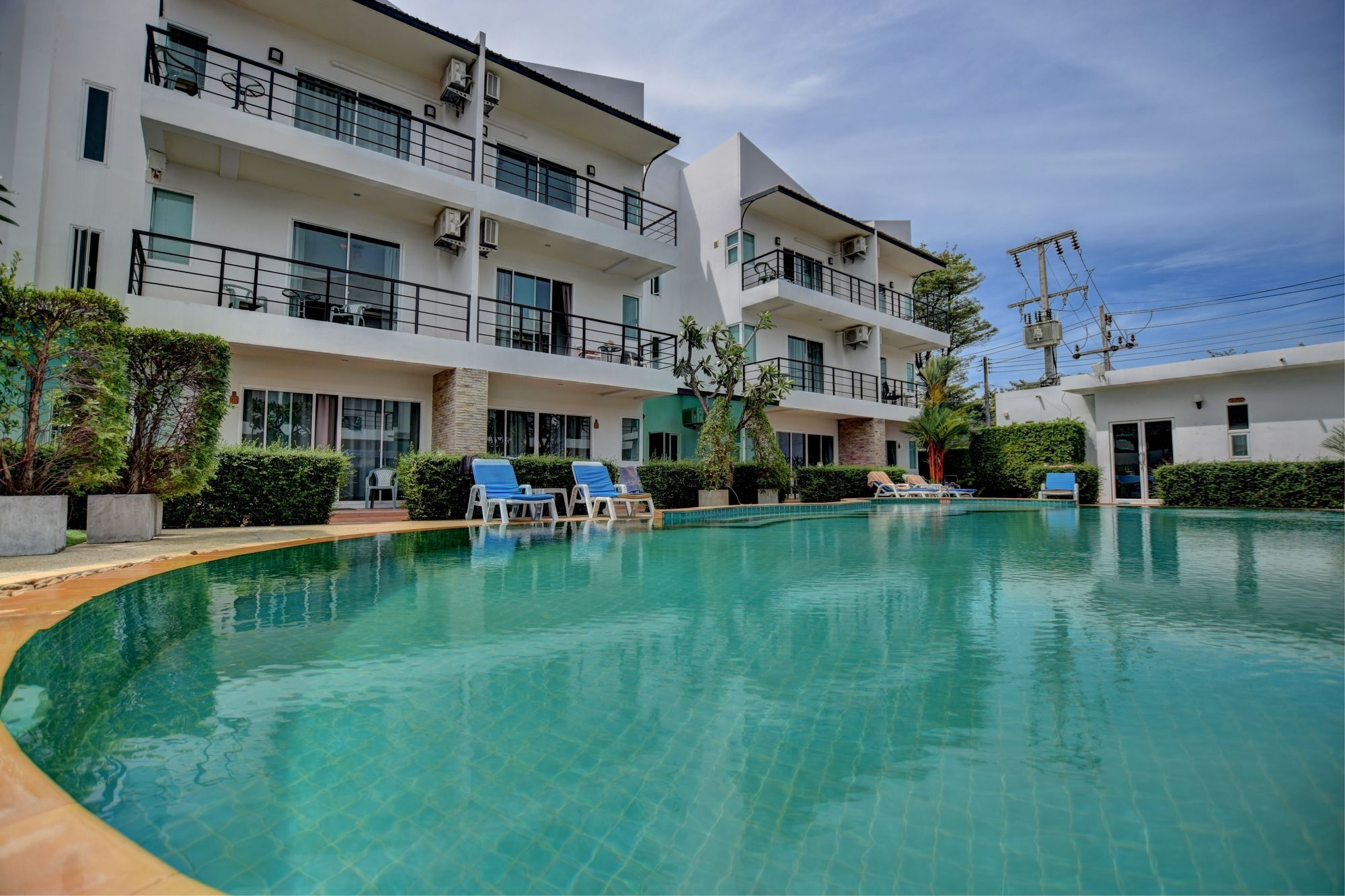 Hotel Pool Access 89 @rawai