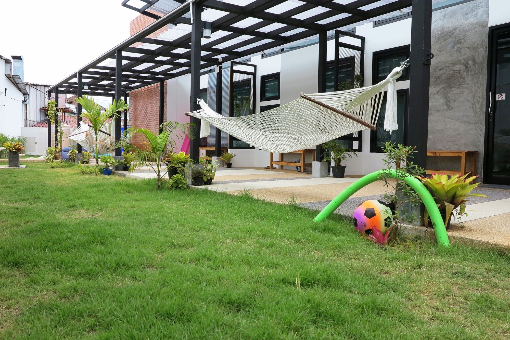 Chillhub Phuket * Bang Tao Beach (Phuket)