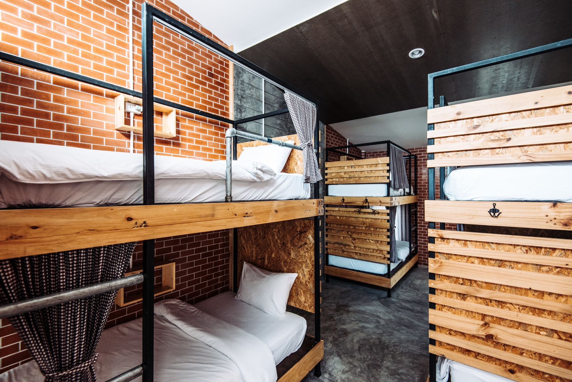 Chillhub Phuket * Bang Tao Beach (Phuket)
