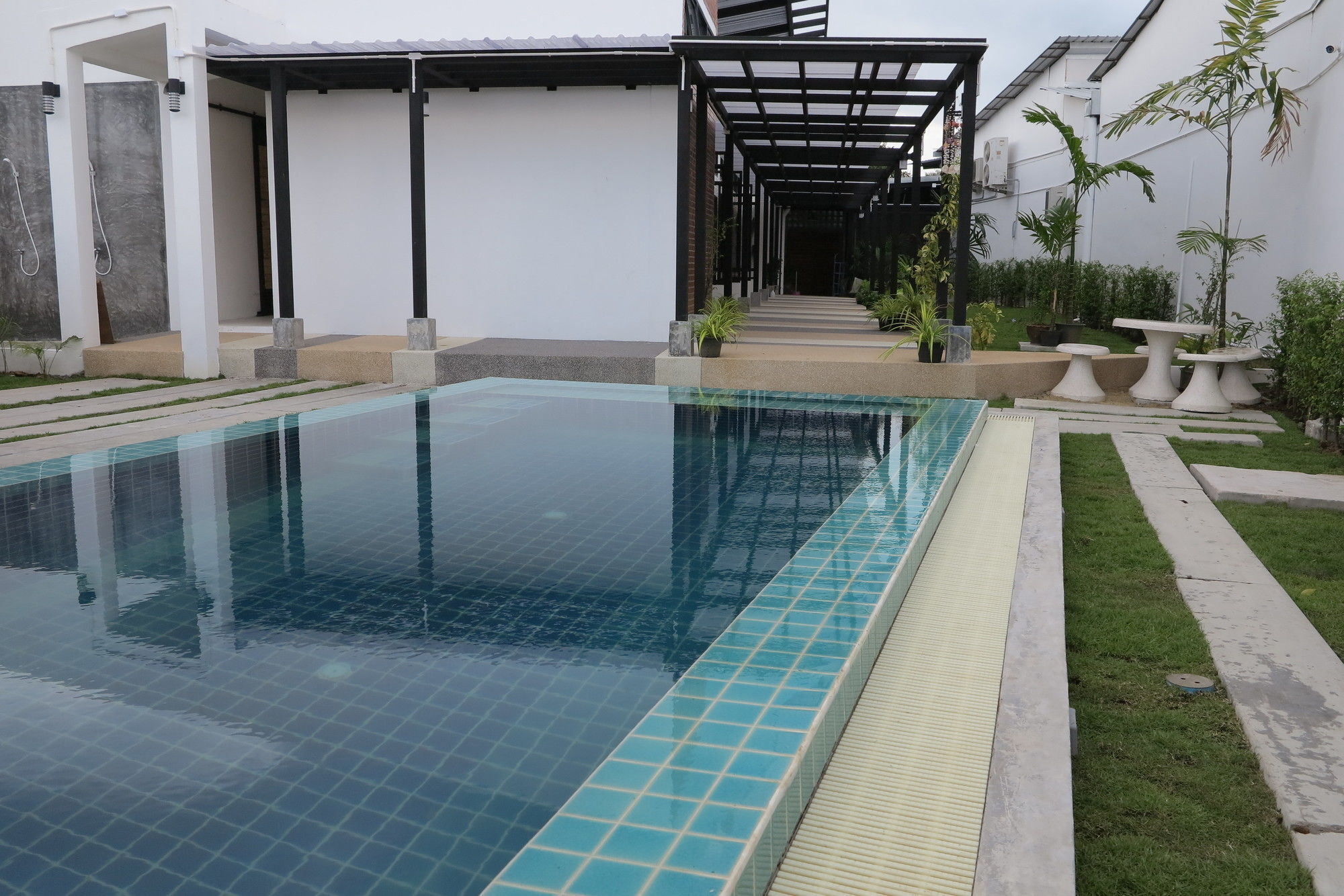 Chillhub Phuket Bang Tao Beach (Phuket)