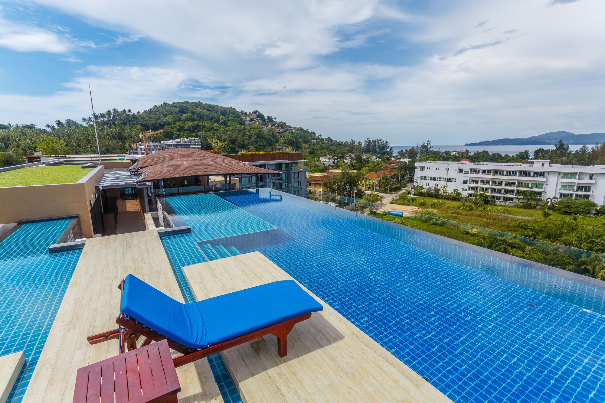 Resort The Aristo 420