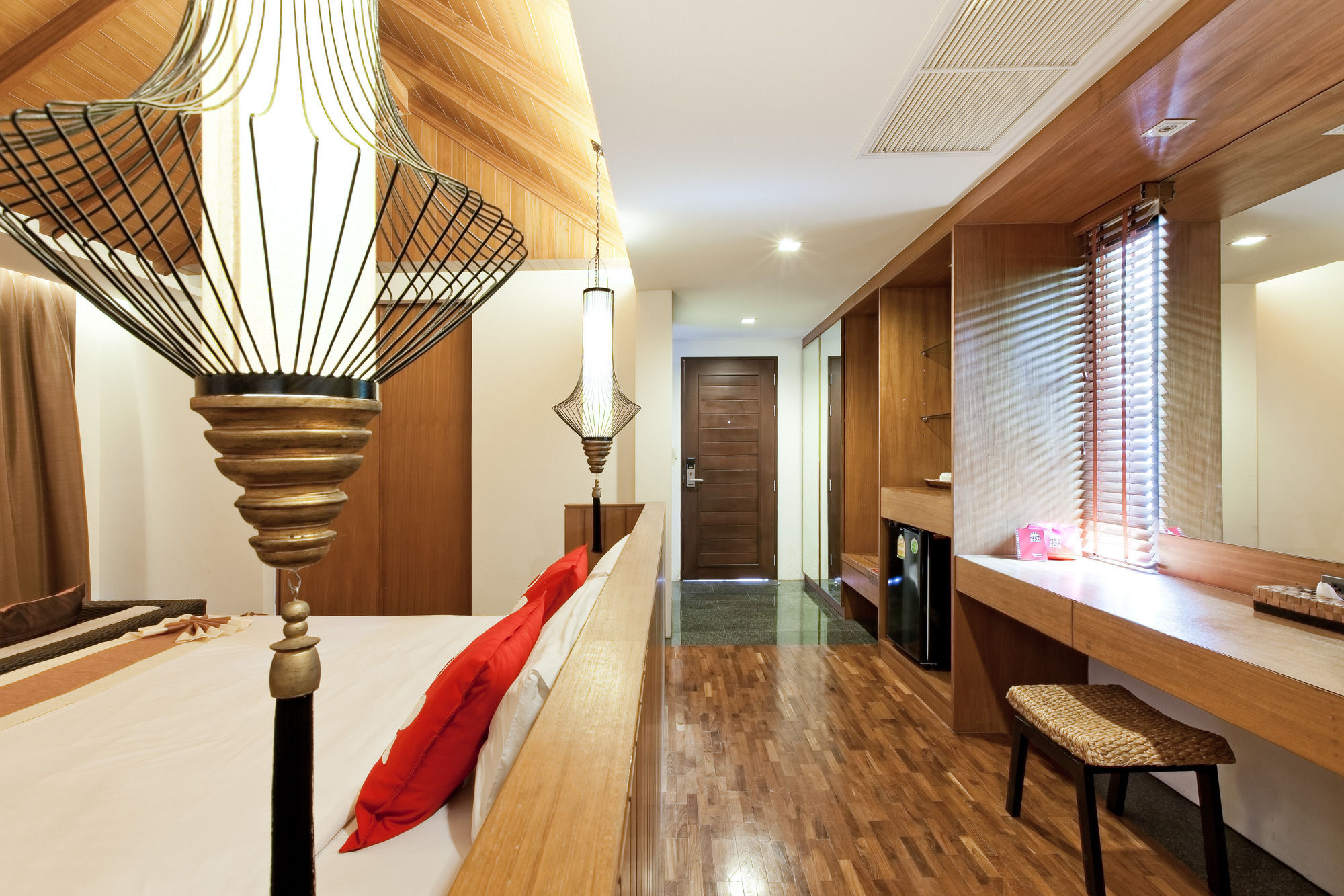Hotel Zen Premium Phuket Chalong