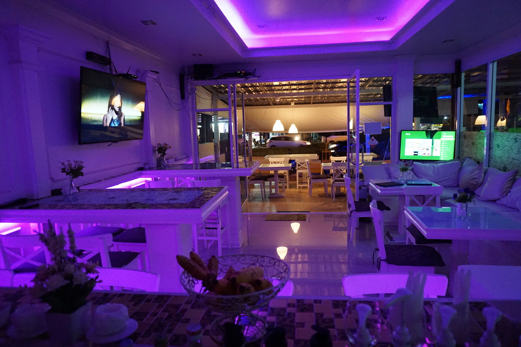 Phuket Airport & Lounge Bar 3*