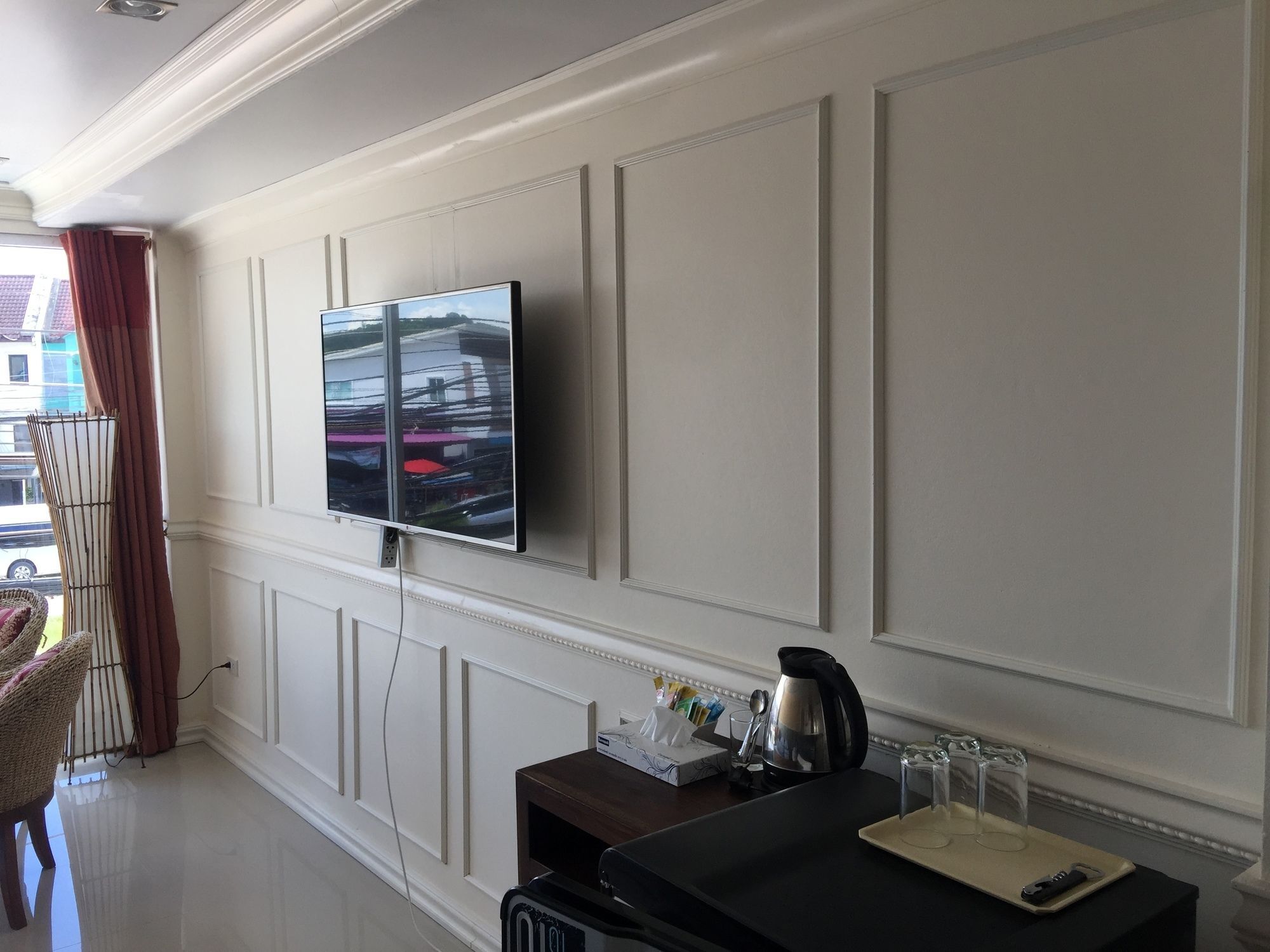 Phuket Airport & Lounge Bar Hotel Thalang