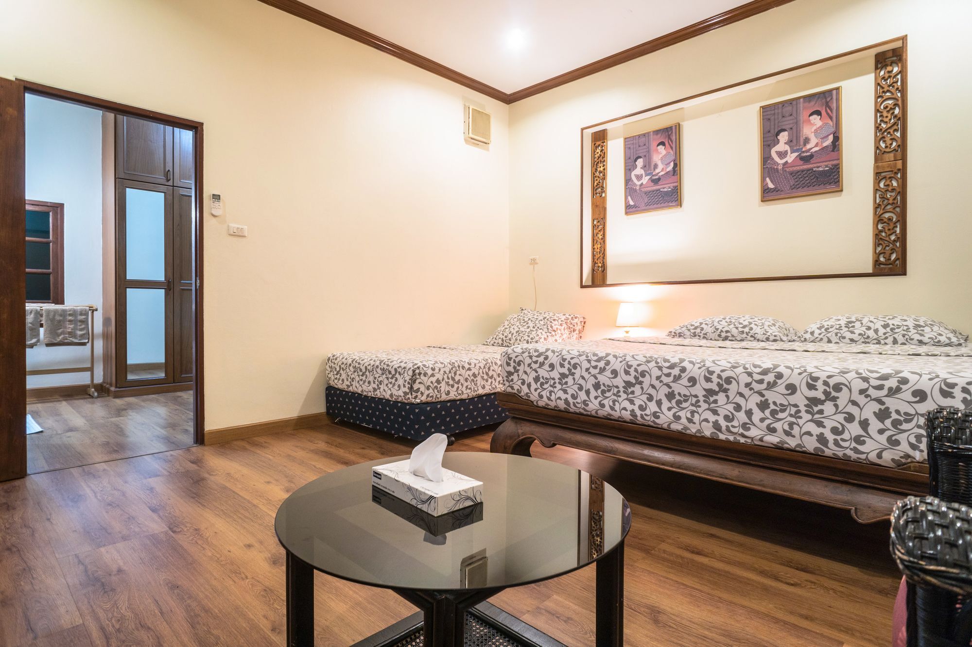Phuket Airport & Lounge Bar Hotel Thalang