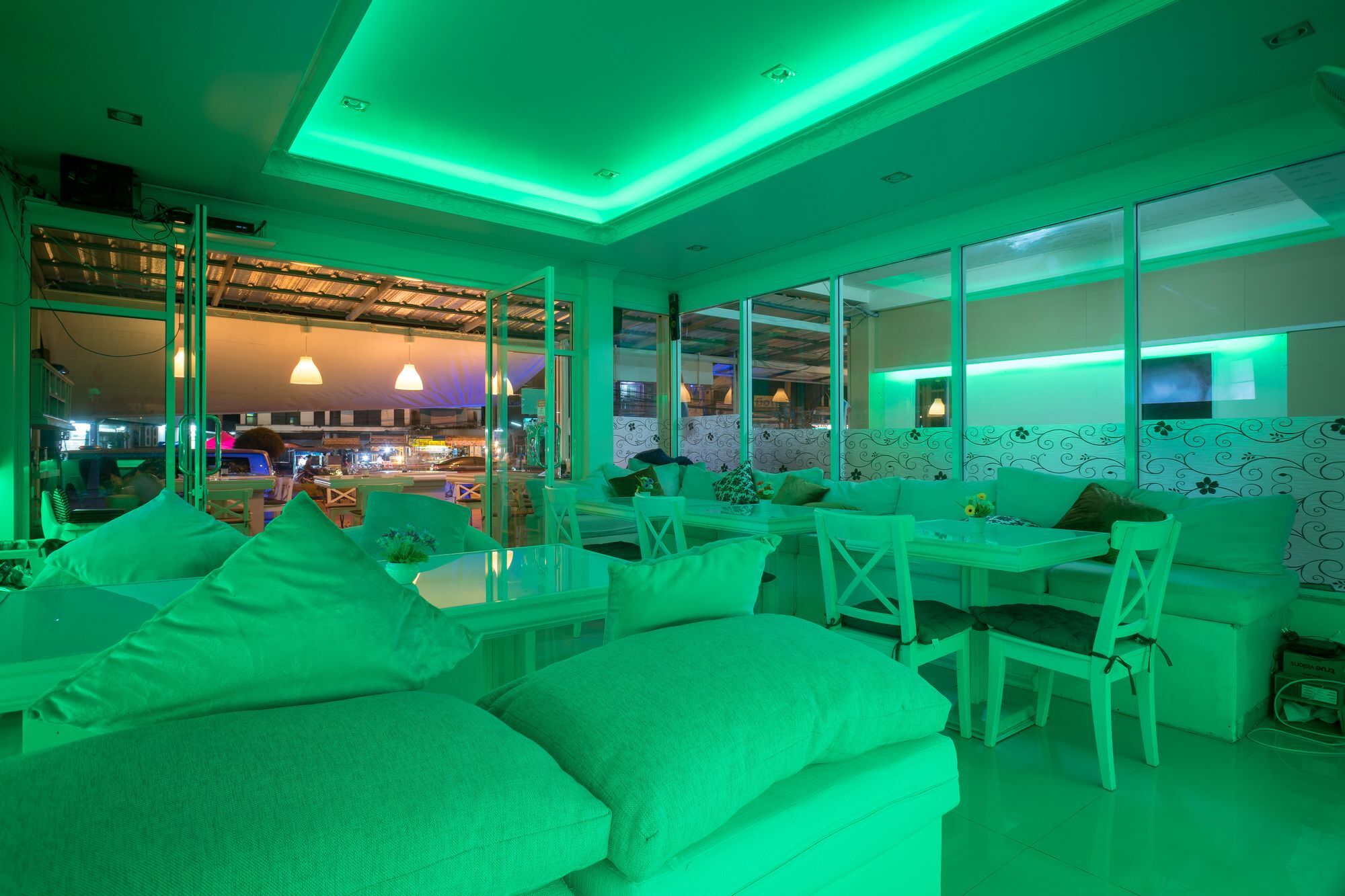 Phuket Airport & Lounge Bar 3* Thalang