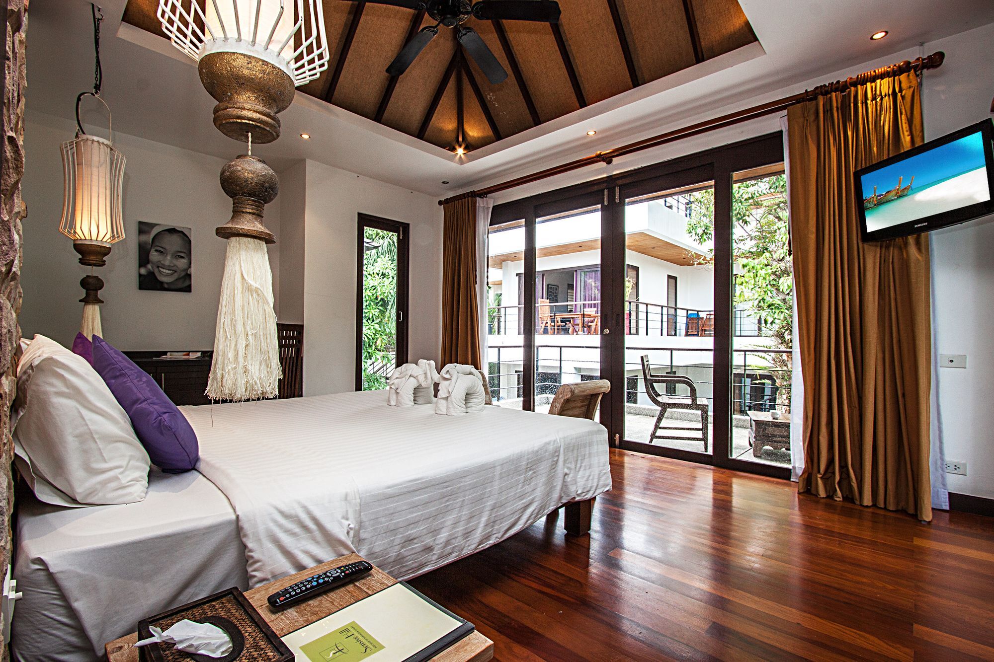 Nirano 12 1 Bed 3* Kathu