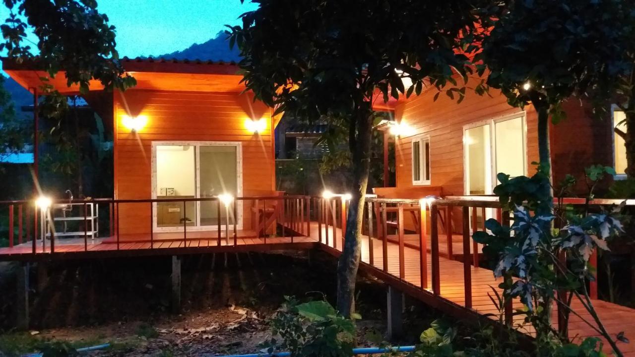 Hotel Assada Boutique Phuket 3*