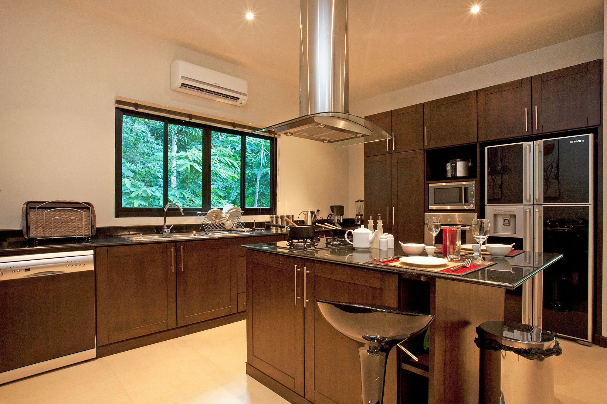 Pagarang 6 Bed Beautiful Poolside Dining Area * Nai Harn