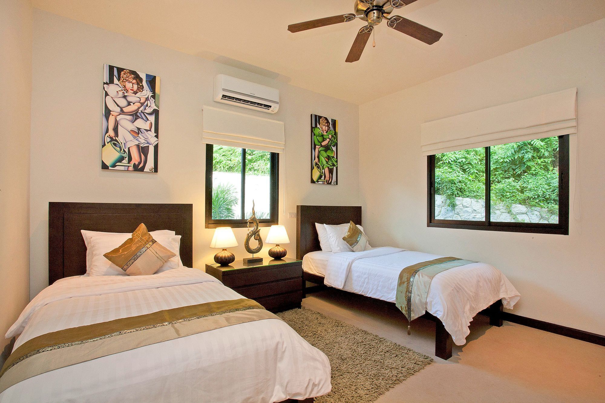 Pagarang 6 Bed Beautiful Poolside Dining Area Nai Harn