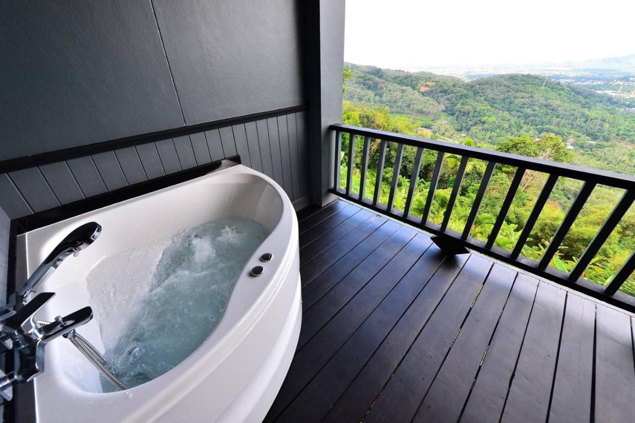 Phuket View Coffee And Hotel 3*