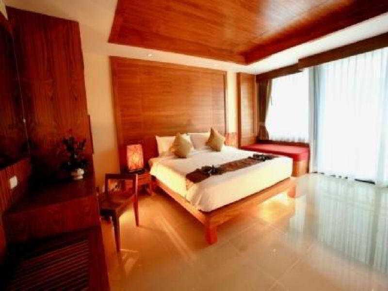 Hotel Honey Resort, Pantai Kata