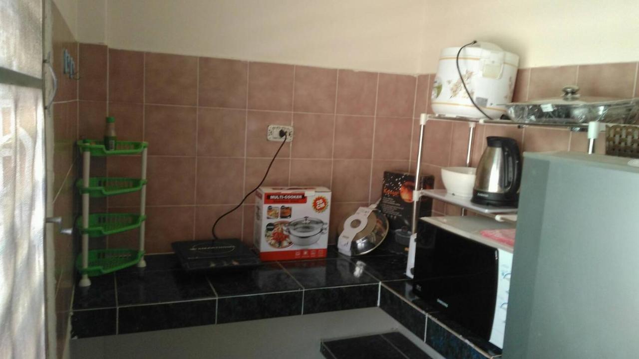 H&q Bangtao Kitchen Guest house