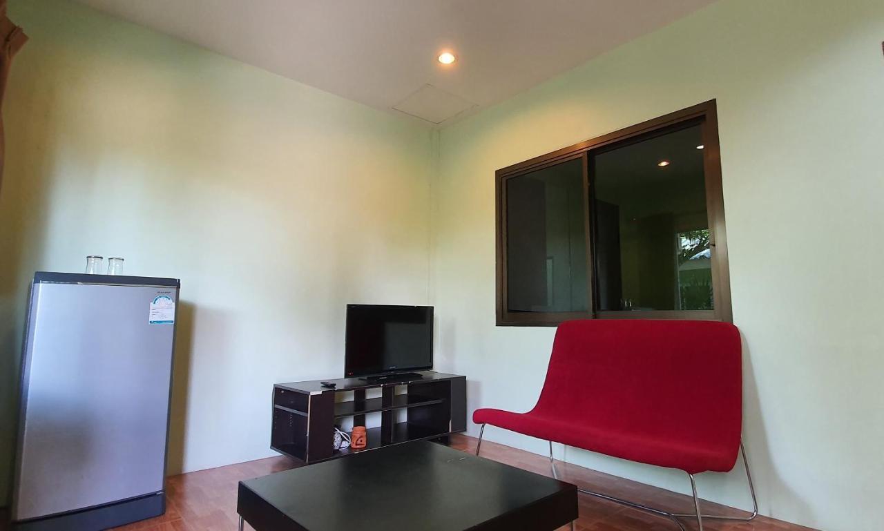 Hotel Well By Palai Seafood