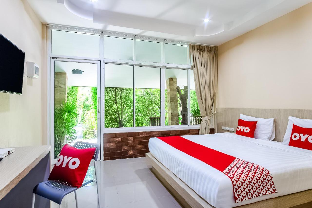 Oyo 451 Samran Hotel