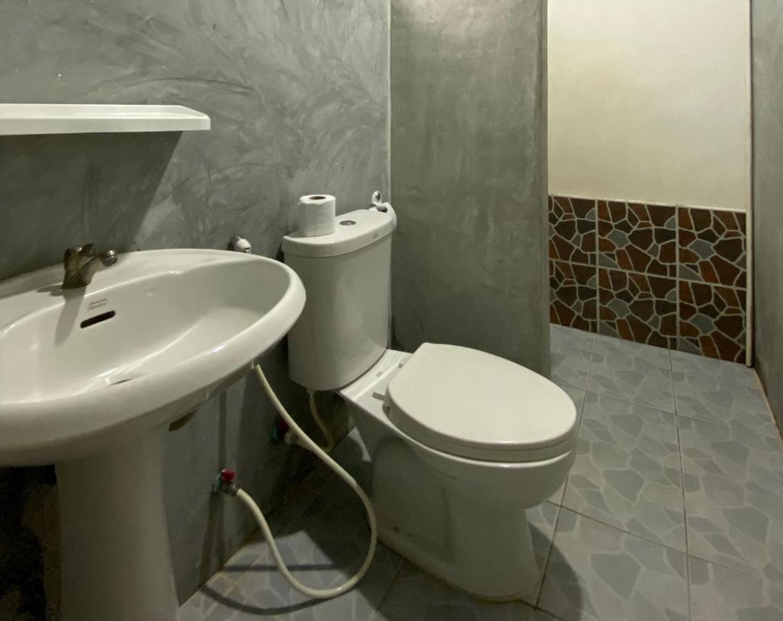 77 Rumah tetamu Chalong