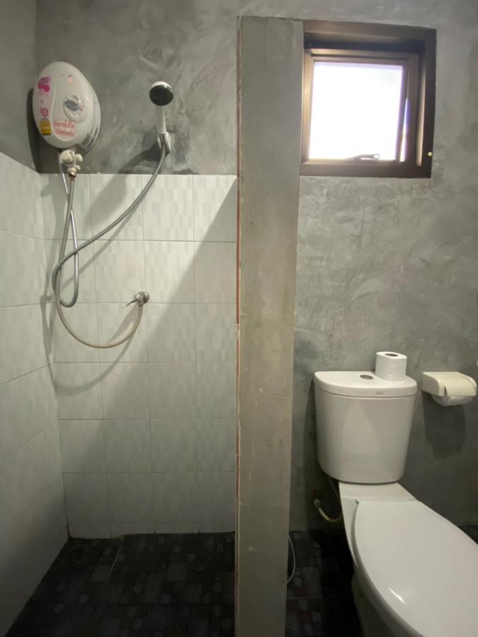 77 Rumah tetamu
