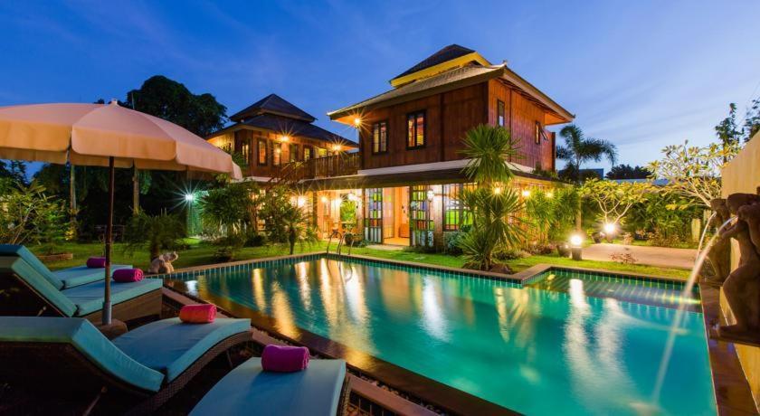 Lemon Tree Naturist Naiharn Resort