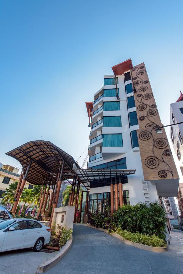 The Lunar Patong Hotel 4*