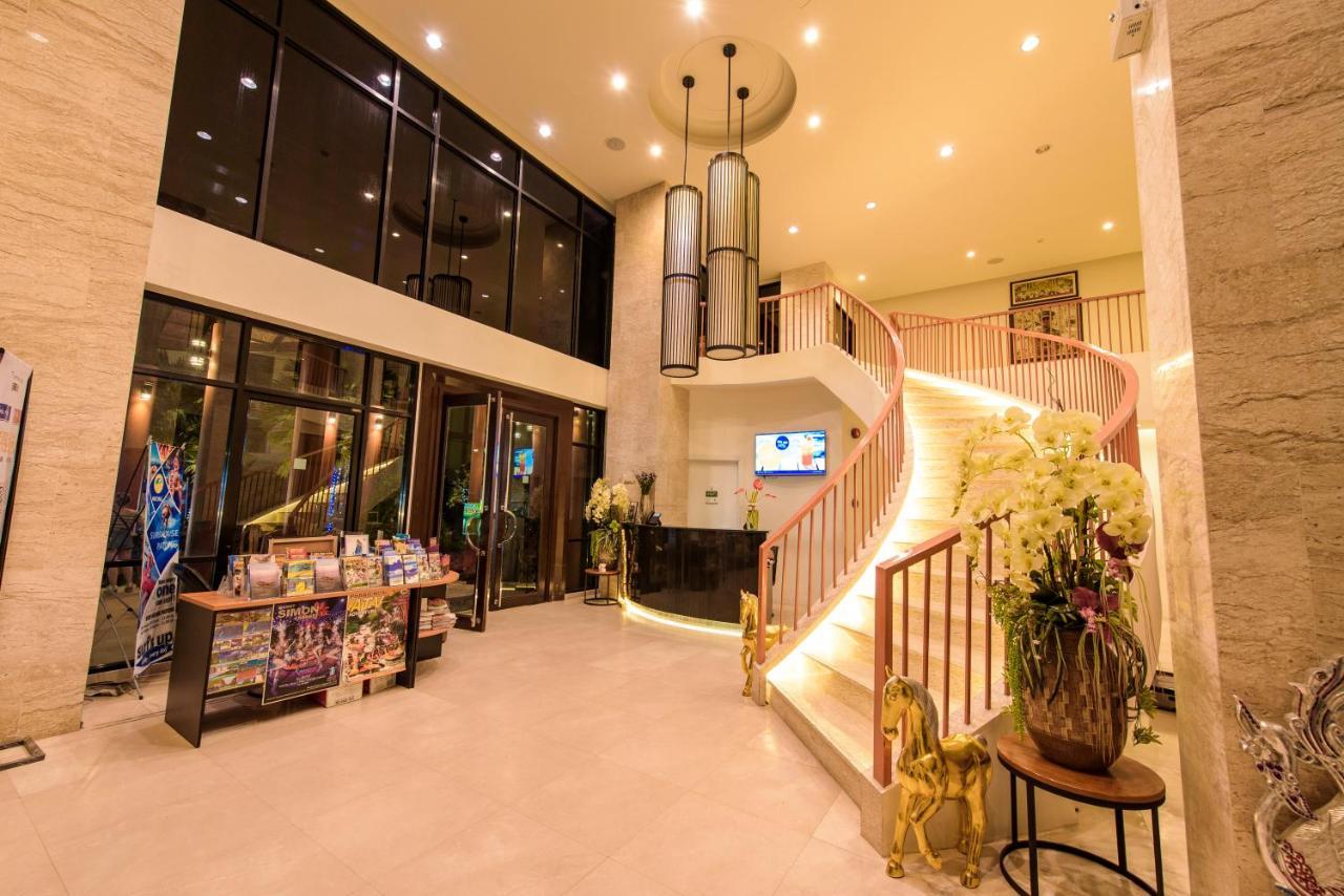 The Lunar Patong Hotel