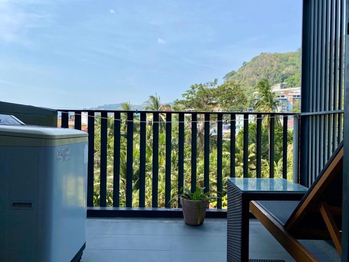 Modern 211 The Deck At Apartment Patong