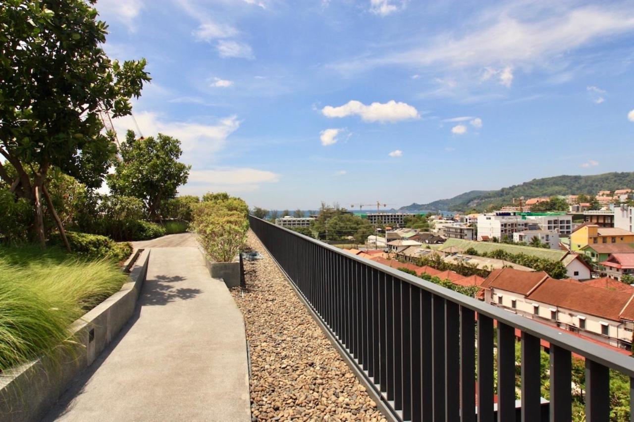 Modern 211 The Deck At Apartment