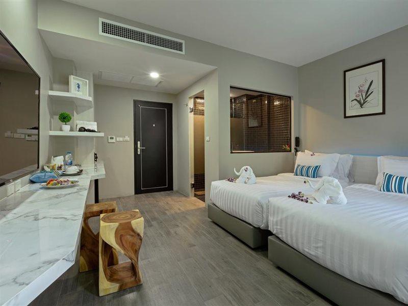 Hotel Triple L Phuket