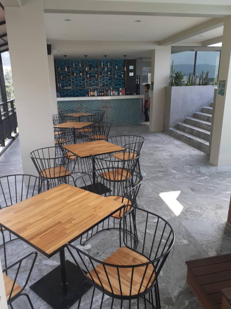 Triple L Hotel 4*