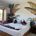 Wayla Villa@Maikhaobeach