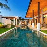 Luxury Villa With Pool And Garden - Bl #93