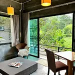 Phuchada Residence
