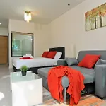 Apartment Naithon Beach By Capital Pro