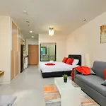 Apartment Naithon Beach By Capital Pro