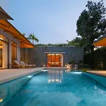 Stylish Pool Villa Tropical Hideaway