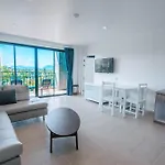 Maikhao Hotel, Phuket