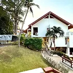Newly Renovated Modern 3Br Blue Canyon Golf Villa