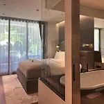 La Green Hotel And Residence