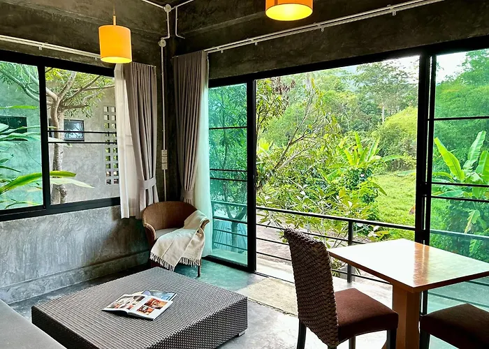 Phuchada Residence