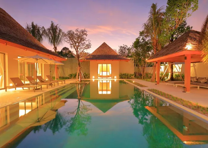 New Luxury Villa With Maid Anchan Tropicana