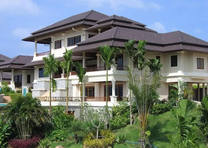 Luxurious Phuket Escape - Lakewood Hills