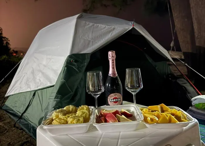 Tent Maikhao