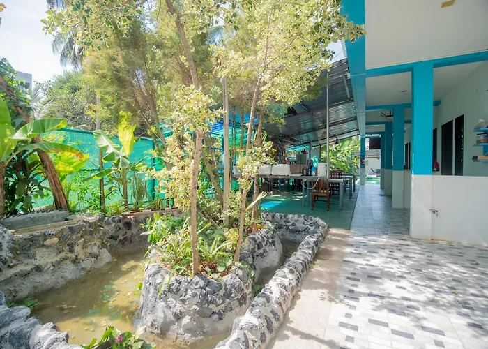 Los Patios Hostel Phuket