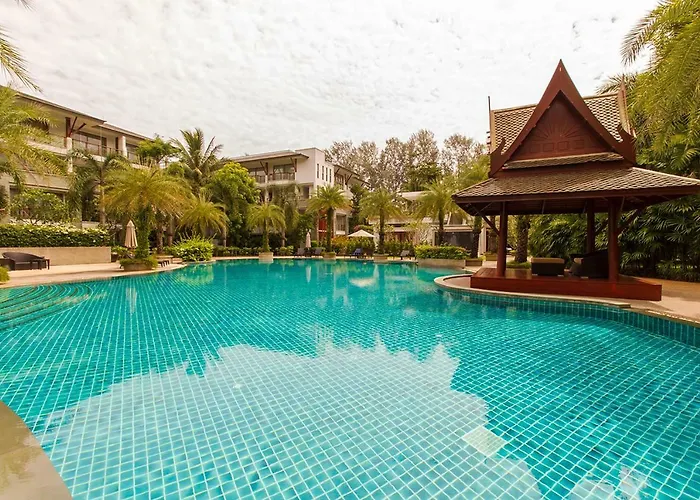 Nai Thon Beachfront Apartments