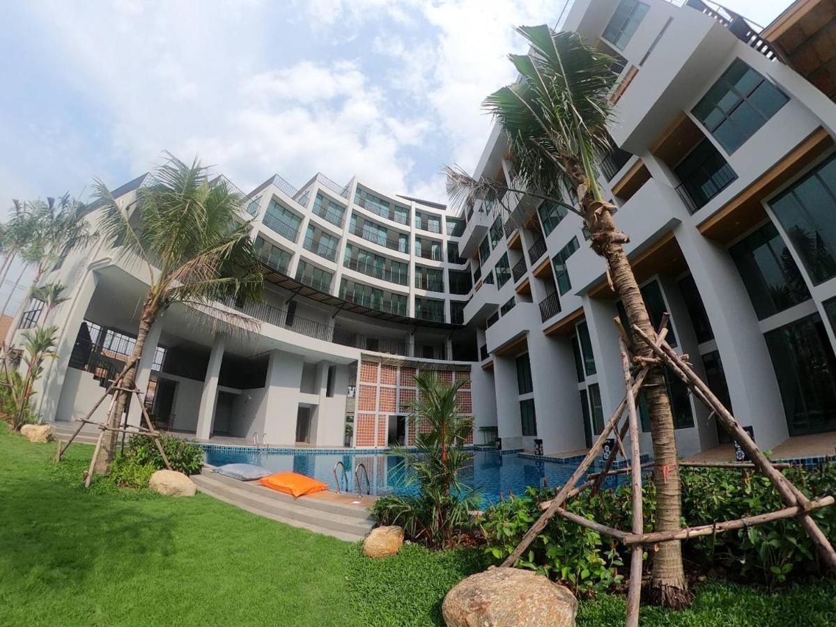 Atom Phuket -sha Hotel 3*